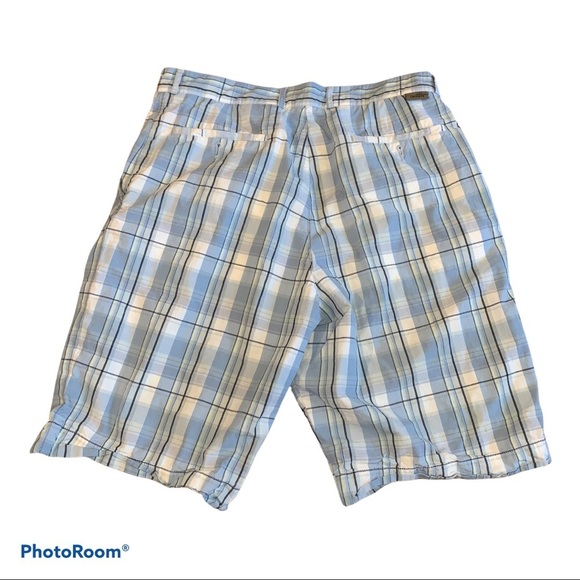 Lacoste Plaid 9” Shorts size 42 Medium - Picture 2 of 8